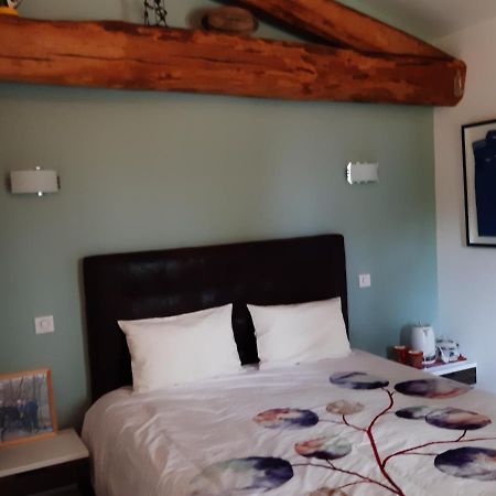 Bed and Breakfast La Ferme De Capucine Culhat Exterior foto