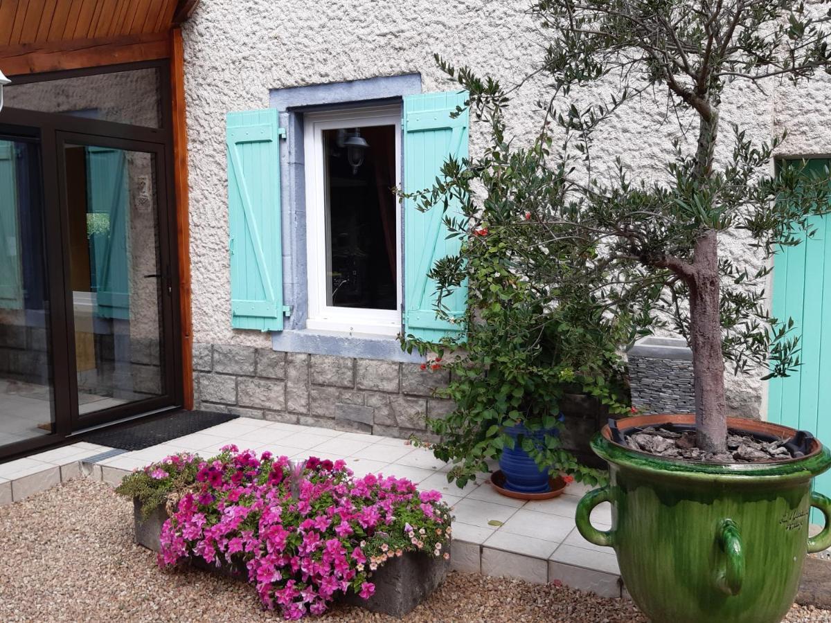 Bed and Breakfast La Ferme De Capucine Culhat Exterior foto